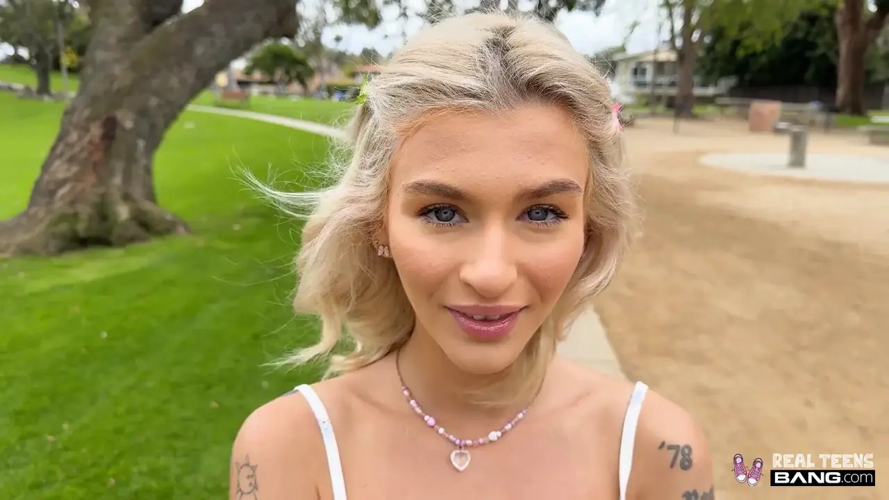 Emma Rosie - Blue Eyed Shaved Pussy Gets Stretched Out 19 08 2025 - Watch Latest Porn Video at ePornHome.com for Free.