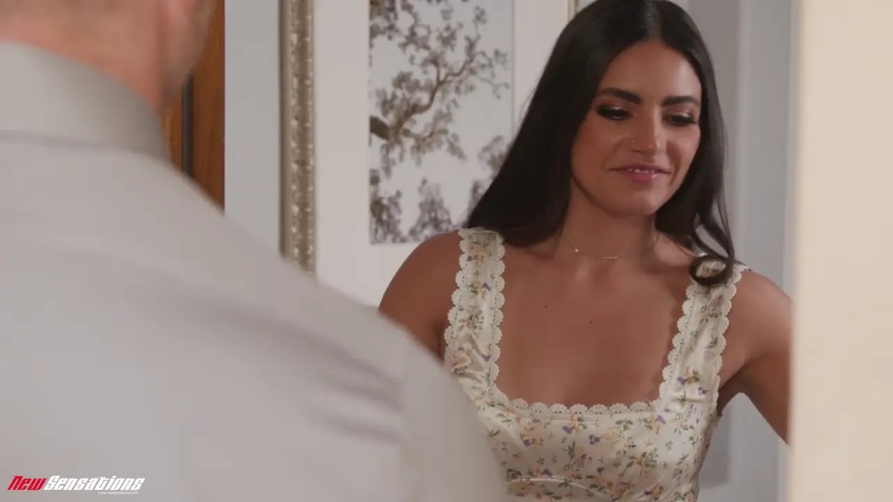 Isa Bella - Charming Cutie Makes The Right Choice 19 09 2025 - Watch Latest Porn Video at ePornHome.com for Free.