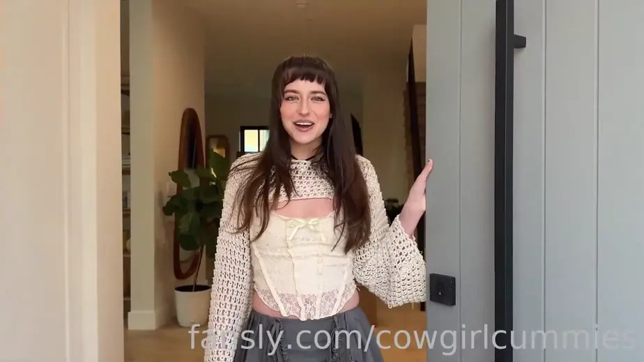 Lana Smalls - Slutty Client Fucks In Moving Truck While On The Job - Watch Latest Porn Video at ePornHome.com for Free.