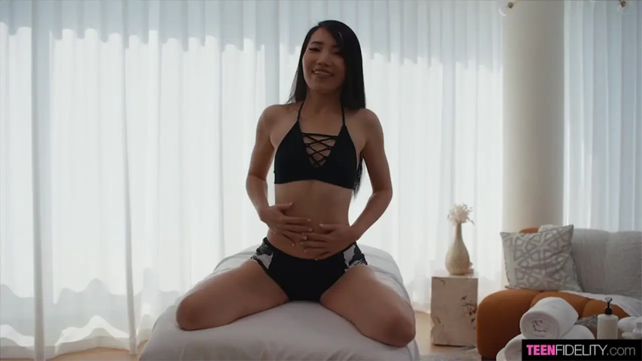 Kiki King - Kinky Massage 28 10 2025 - Watch Latest Porn Video at ePornHome.com for Free.