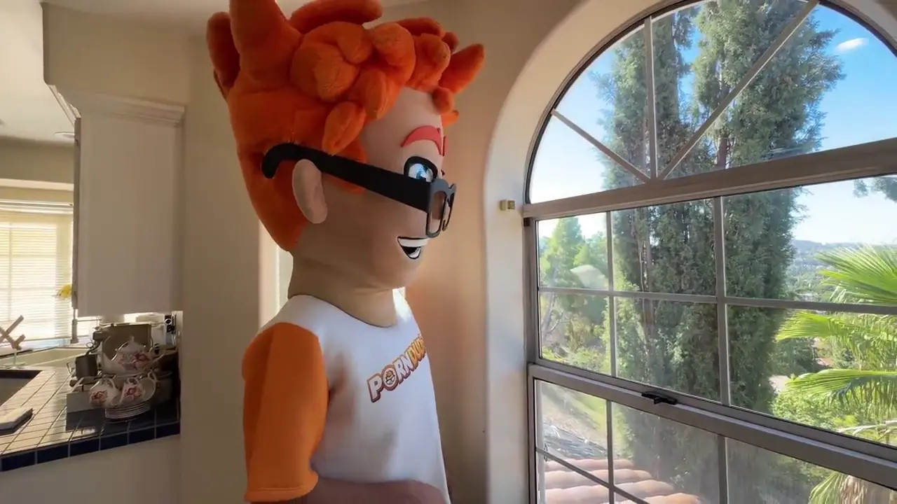 Venus Valencia - Meets Her New Roommate Porn Dude 07 11 2025 - Watch Latest Porn Video at ePornHome.com for Free.