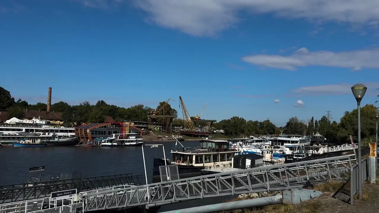 Lana Wolf - She Is The Man 18 11 2025 - Watch Latest Porn Video at ePornHome.com for Free.