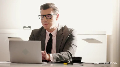 Karina King - What Happens In The Office 2 21 11 2025