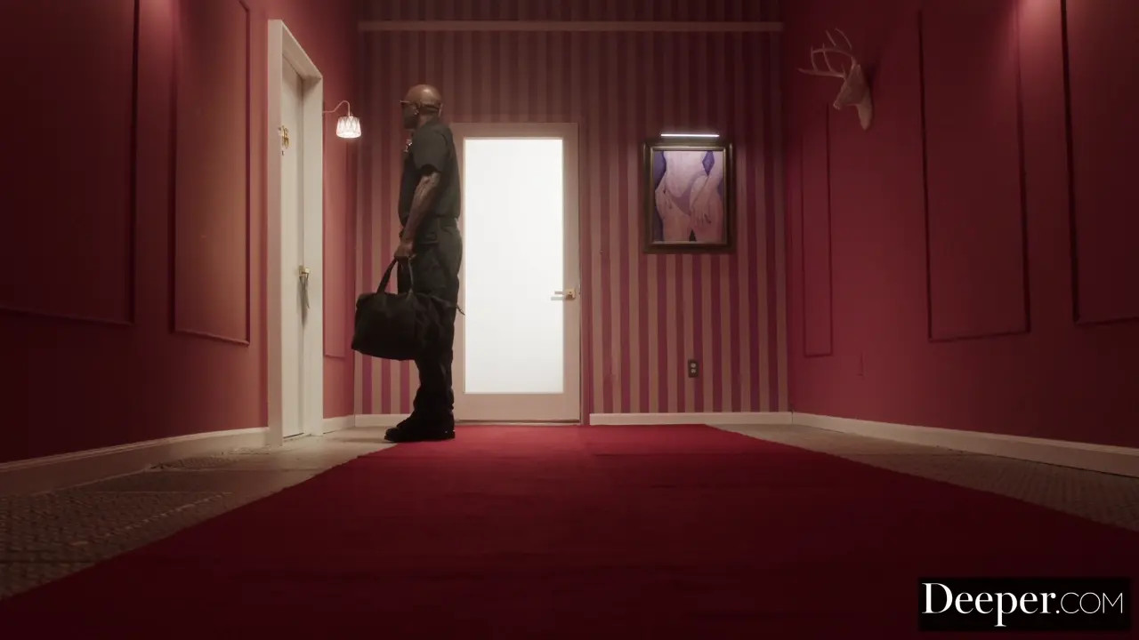 Eva Angelina, Angel Youngs, Rissa May - Strip Search 20 11 2025 - Watch Latest Porn Video at ePornHome.com for Free.