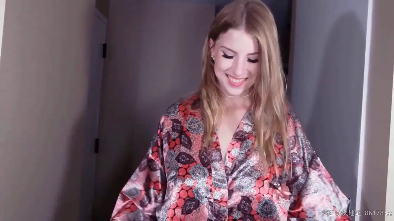 Octavia Red - Giving A Chance To Small Cock Fan - Watch Latest Porn Video at ePornHome.com for Free.