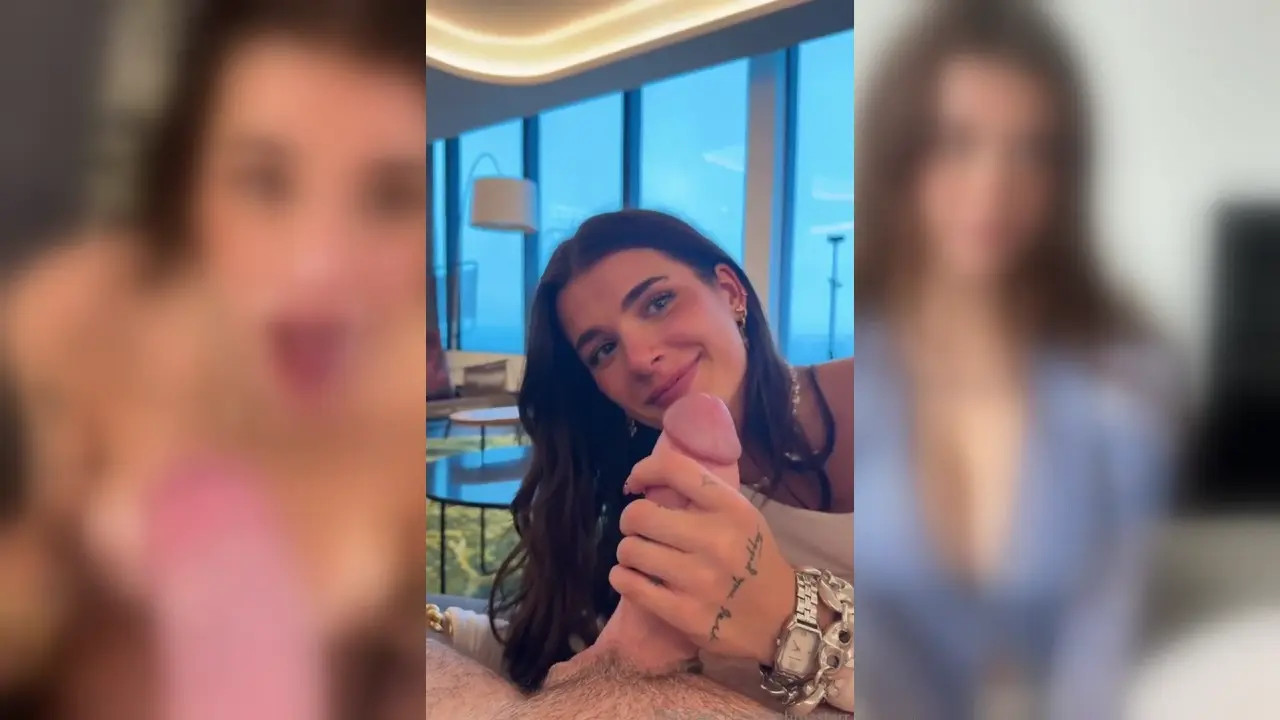 OnlyFans - Sexy Slut Loves Huge Cocks - Watch Latest Porn Video at ePornHome.com for Free.